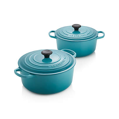 https://cb.scene7.com/is/image/Crate/LeCreust7p255p5RdFrOCrF15/$web_pdp_main_carousel_low$/220913132434/le-creuset-signature-round-caribbean-french-ovens.jpg