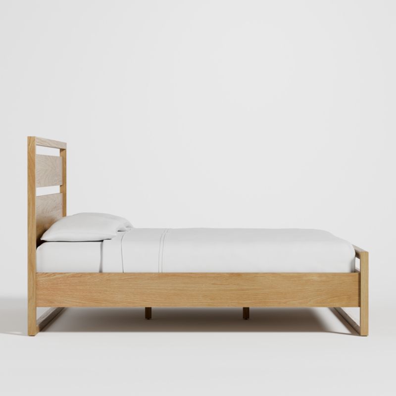 Leavitt Natural Oak Wood King Bed - image 5 of 10