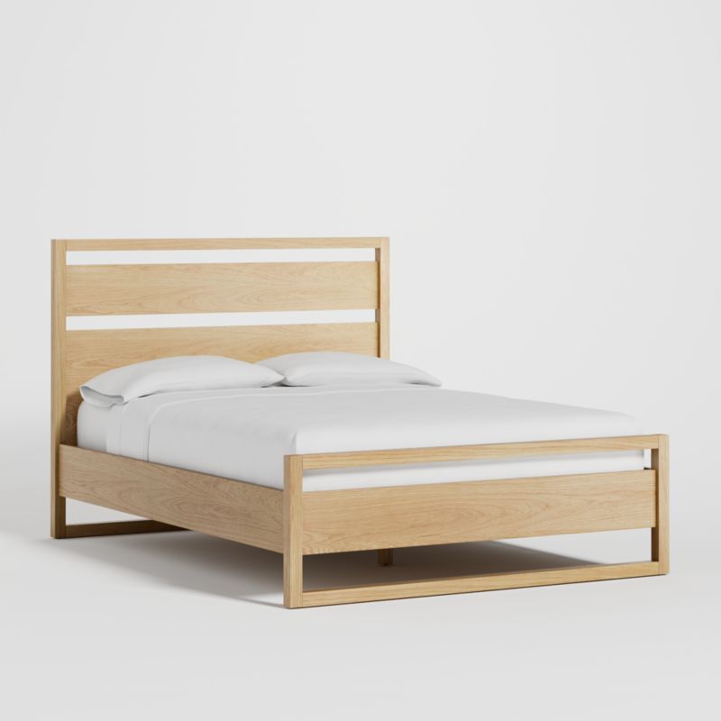 Leavitt Natural Oak Wood Queen Bed