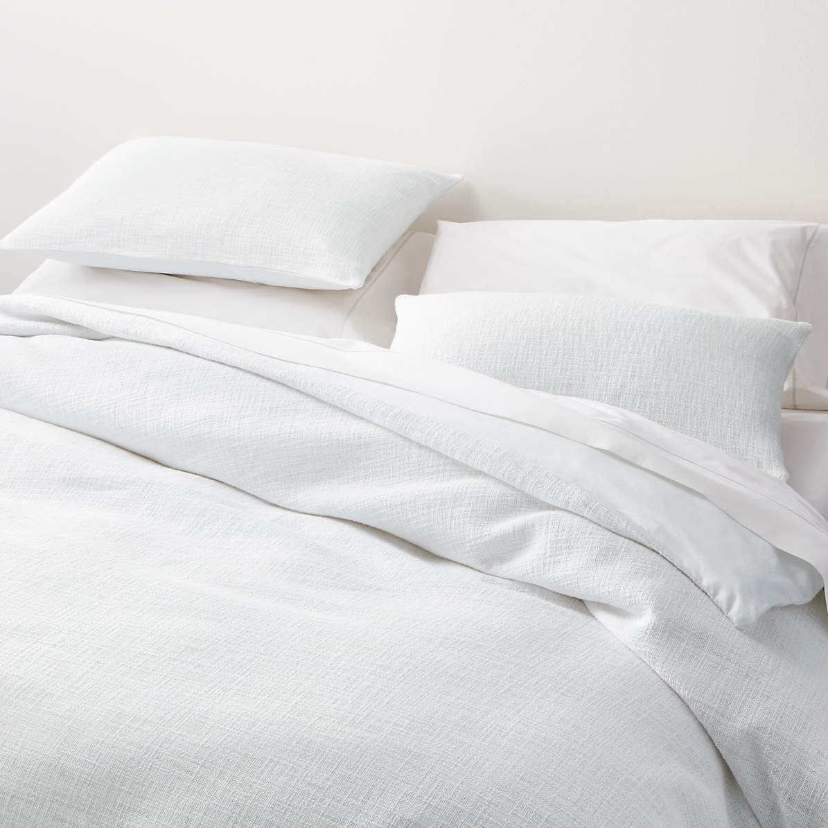 Lindstrom White Duvet Covers And Pillow, Crate And Barrel Duvet Covers