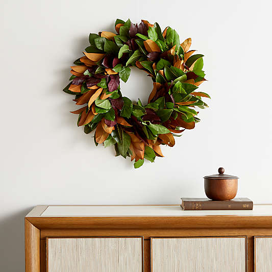 Live Magnolia Wreath 22"