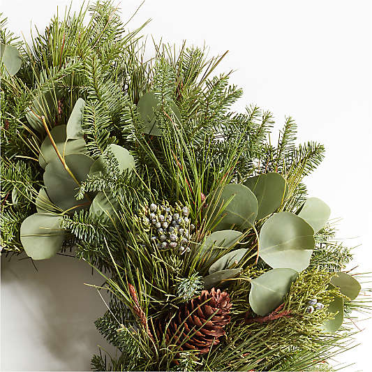 Live Pinecones & Greens Wreath 22"