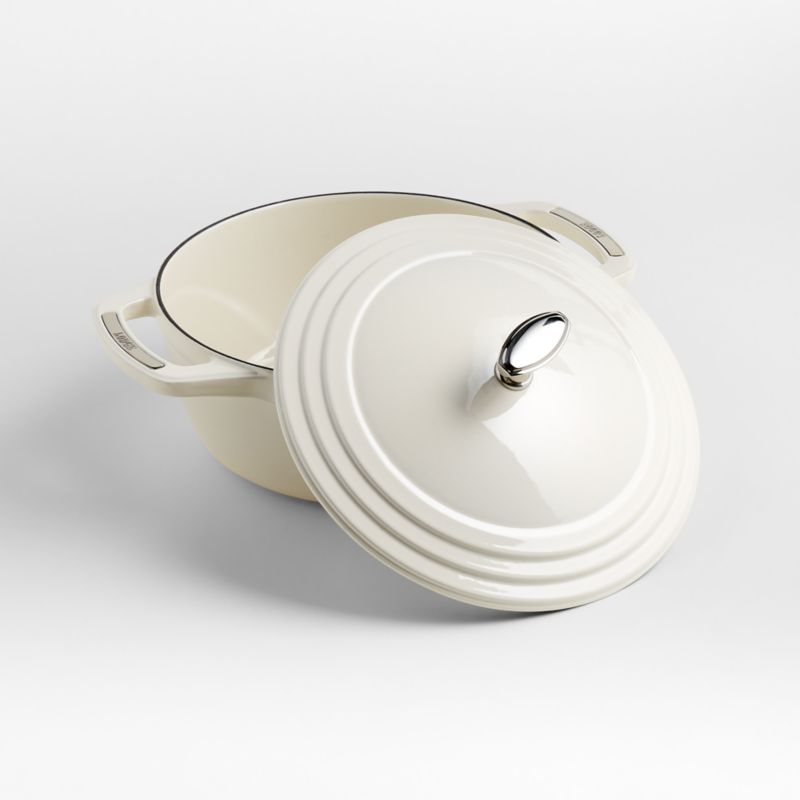 Lodge USA Enamel 4.5-Qt. Cast Iron Dutch Oven in Cloud White - image 5 of 6