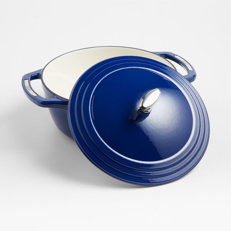 Lodge U6id300 6 qt. Enameled Cast Iron Dutch Oven - Smooth Sailing