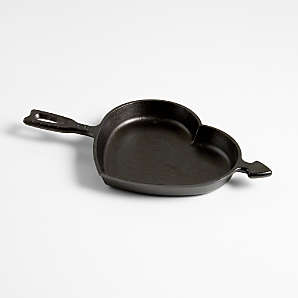 Lodge Cast Iron Pie Pan 9 with Silicone Grip + Reviews, Crate & Barrel