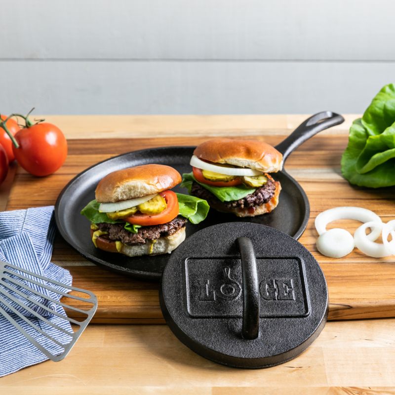 Lodge 6.25 Seasoned Cast Iron Burger Press + Reviews