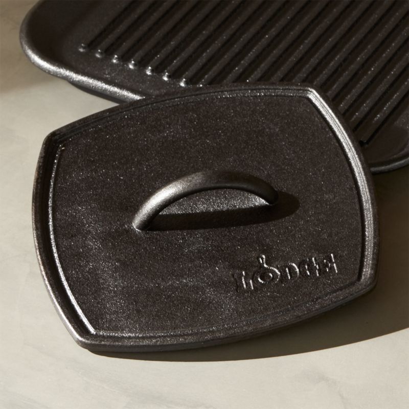 Lodge 8 Round Seasoned Cast Iron Grill Press