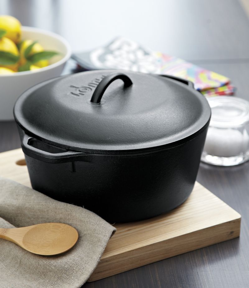 Lodge ® Cast Iron 5qt. Dutch Oven