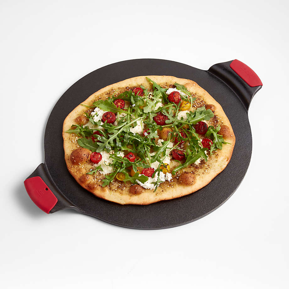 Lodge Cast Iron Pizza Pan + Reviews | Crate & Barrel