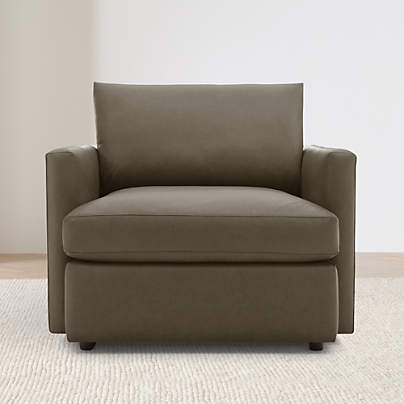 Lounge 40" Leather Chair