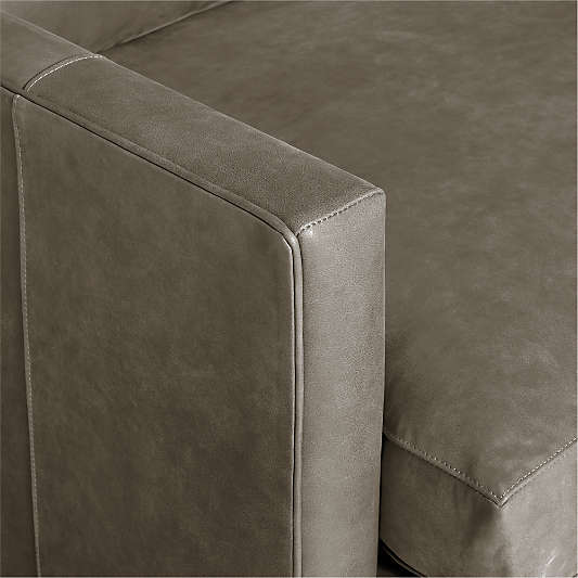 Lounge 40" Leather Swivel Chair