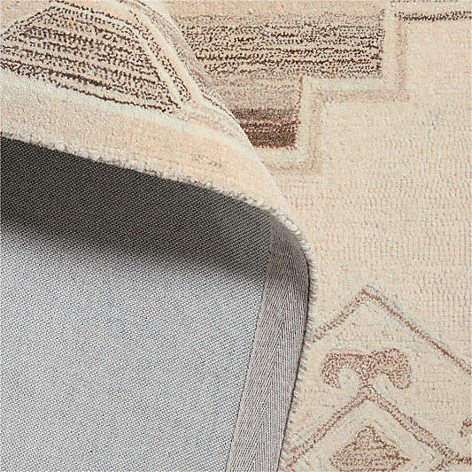 Lyon Wool Traditional Hand-Tufted Beige Area Rug 6'x9'