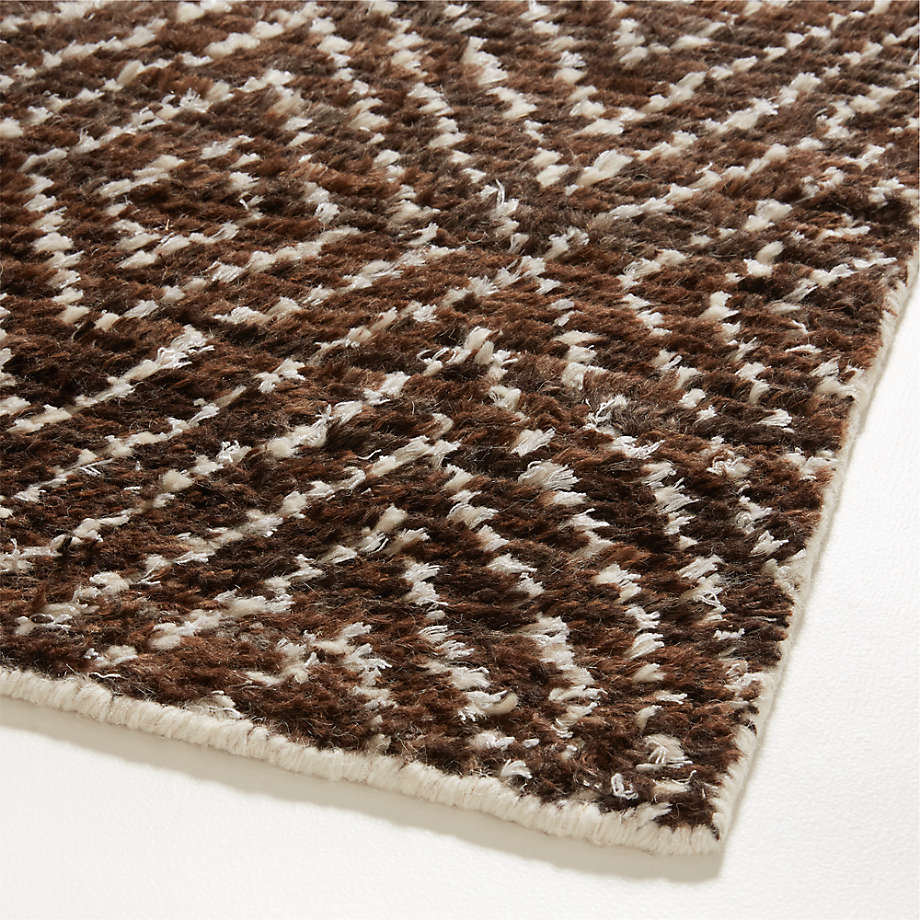 Madrid Wool and Viscose Hand-Knotted Espresso Brown Area Rug 6'x9