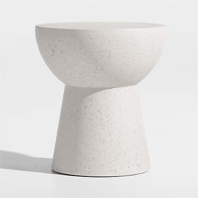 Marfa 18" Outdoor Concrete Side Table