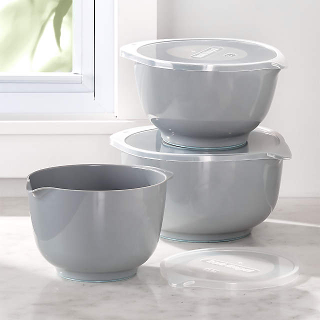 https://cb.scene7.com/is/image/Crate/MargretheBowlsGreyS3SHF17/$web_pdp_main_carousel_zoom_low$/220913134440/rosti-grey-melamine-mixing-bowls-with-lids-set-of-3.jpg