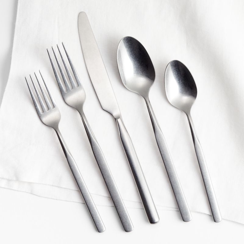 Hudson Essentials 8-Piece Hammered 18/10 Stainless Steel Serving Utensil Set - Hostess Silverware with Cake Knife