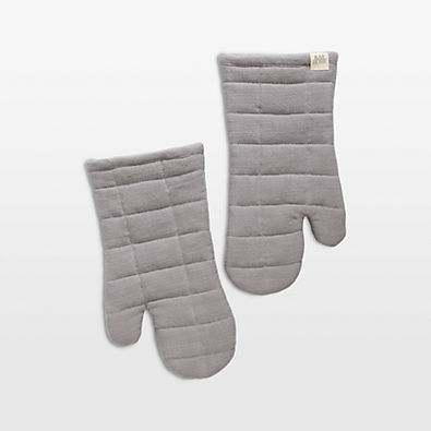 View Monaco Fog Gray Quilted Cotton Oven Mitt, Set of 2 details