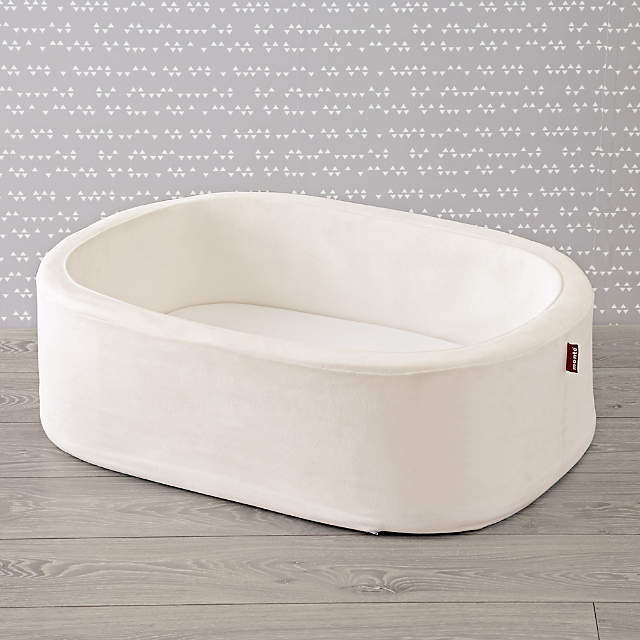 Monte White Rockwell Bassinet Crate Kids