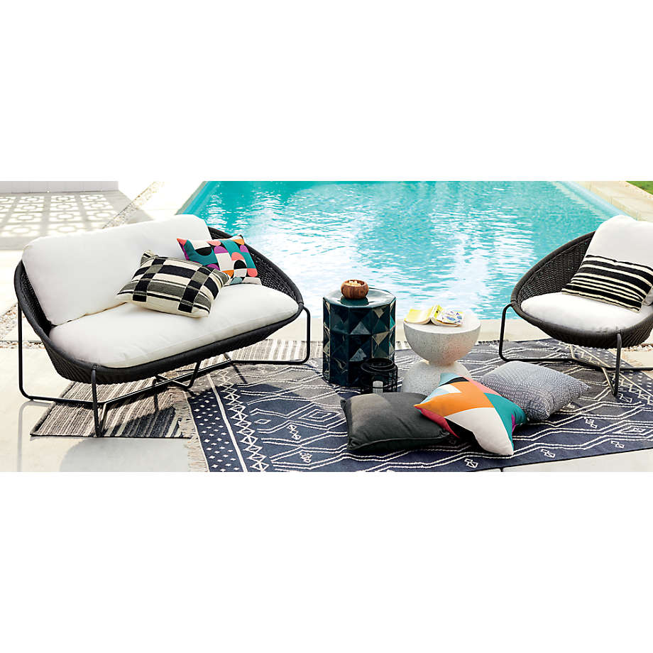 Morocco Graphite Oval Outdoor Patio Lounge Chair with White