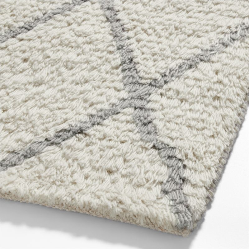 Moroccan Arlequin Diamond Wool Light Grey Kids Area Rug 5'x8' - image 3 of 5