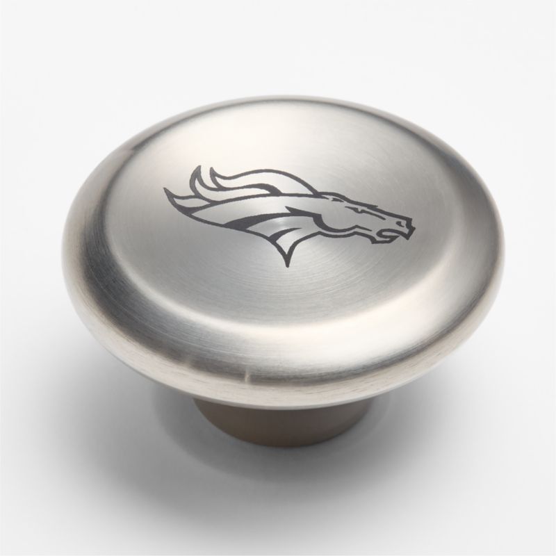 NFL Denver Broncos Le Creuset ® Signature 5.5-Qt. Cream Enameled Cast Iron Dutch Oven - image 1 of 2