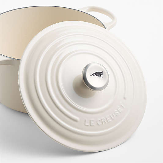 NFL New England Patriots Le Creuset ® Signature 5.5-Qt. Cream Enameled Cast Iron Dutch Oven