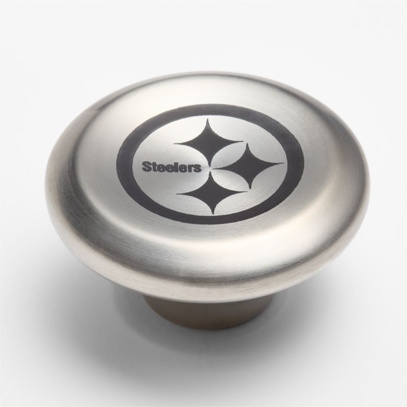 NFL Pittsburgh Steelers Le Creuset ® Signature 5.5-Qt. Cream Enameled Cast Iron Dutch Oven - image 1 of 2