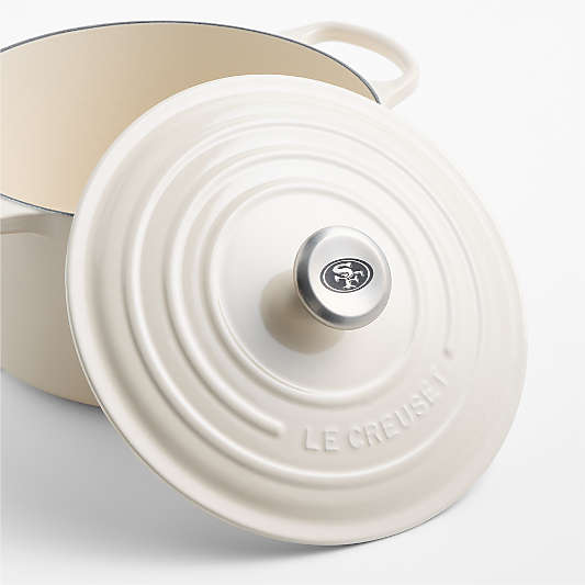 NFL San Francisco 49ers Le Creuset ® Signature 5.5-Qt. Cream Enameled Cast Iron Dutch Oven