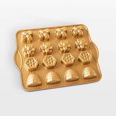 Nordic Ware ® Busy Bee Bitelet Pan