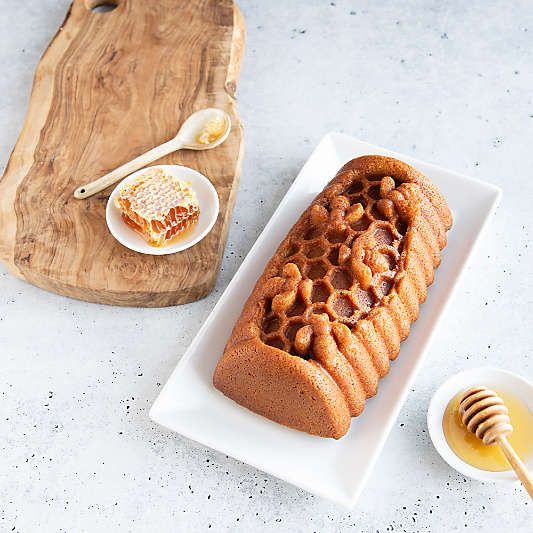Nordic Ware ® Honey Hive Loaf Pan