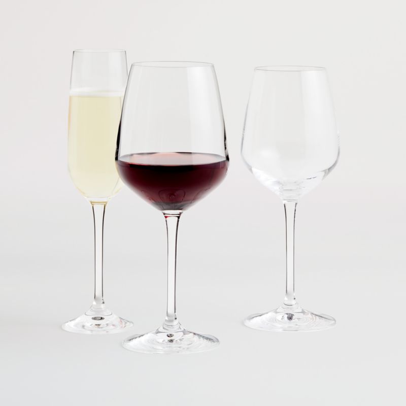 Crate & Barrel Wine Glasses, SET 4, 8.75, Tulip shape, Hungary, MINT