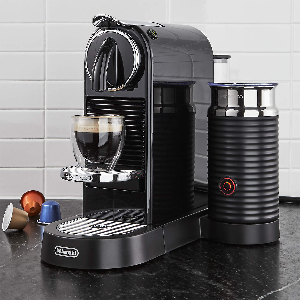 forord Såvel orange Nespresso by De'Longhi Citiz Black Espresso Machine with Milk Frother +  Reviews | Crate & Barrel