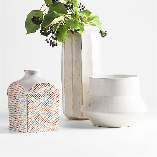 Nikko Medium Bottle Off White Ceramic Vase 17"