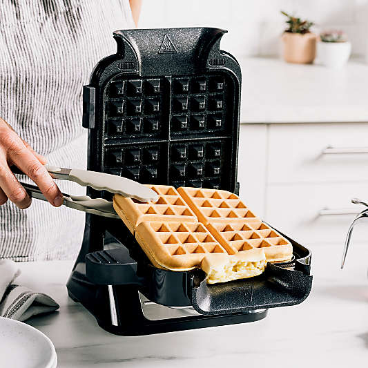 Ninja ® Belgian Waffle Maker PRO Neverstick™