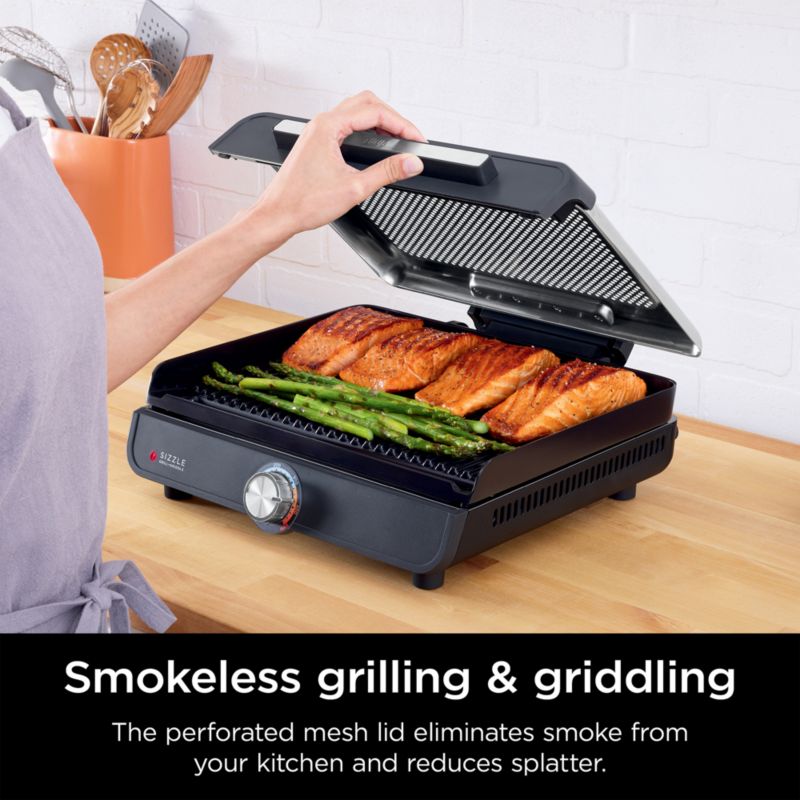 Ninja ® Sizzle ™ Smokeless Indoor Grill & Griddle - image 8 of 9