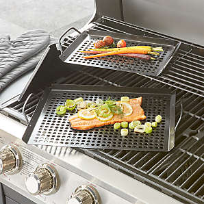 Outdoor grill outlet cookware