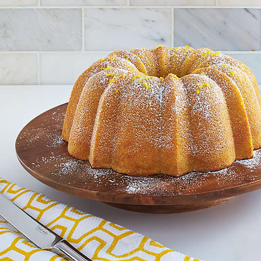 Nordic Ware ® Anniversary Bundt ® Pan