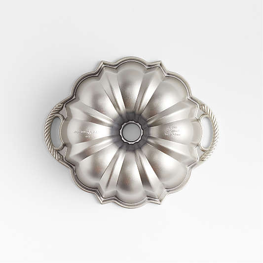 Nordic Ware ® Silver 6-Cup Anniversary Bundt Pan