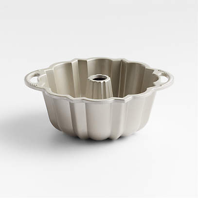 Nordic Ware 6 Cup Heritage Bundt Cake Pan — Cake and Candy Supply