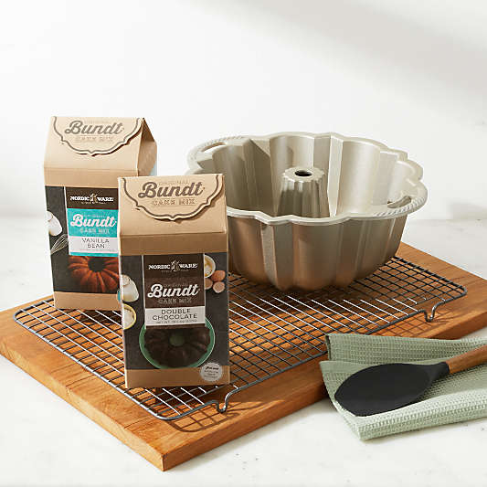 Nordic Ware ® Silver Anniversary Bundt ® Pan with Cooling Rack, Double Chocolate Bundt ® Mix and Vanilla Bean Cake Mix