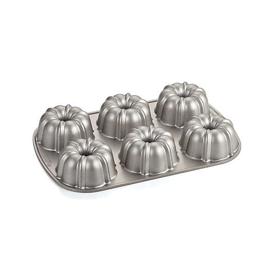 Nordic Ware ® Anniversary Bundtlette ® Pan