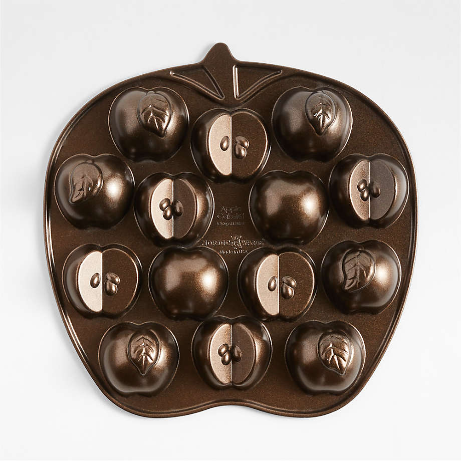 NordicWare - Honeycomb Pull-Apart Cakelet Pan – Kitchen Store & More