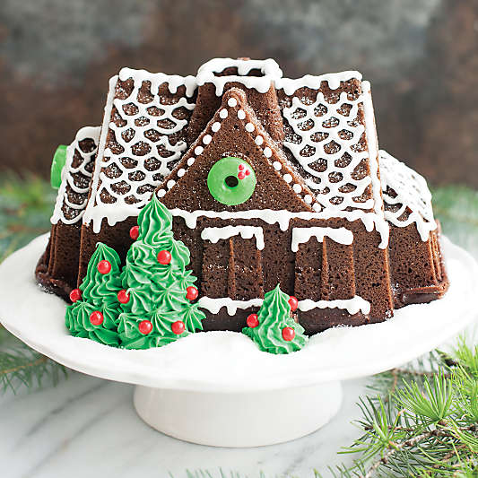Nordic Ware ® Gingerbread House Bundt Pan