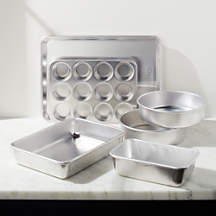 Nordic Ware Naturals 6-Piece Bakeware Set + Reviews | Crate & Barrel