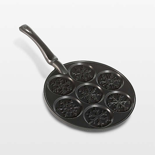 Nordic Ware ® Snowflake Pancake Pan