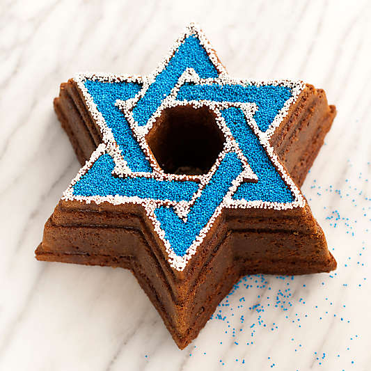 Nordic Ware ® Star Of David Bundt Pan