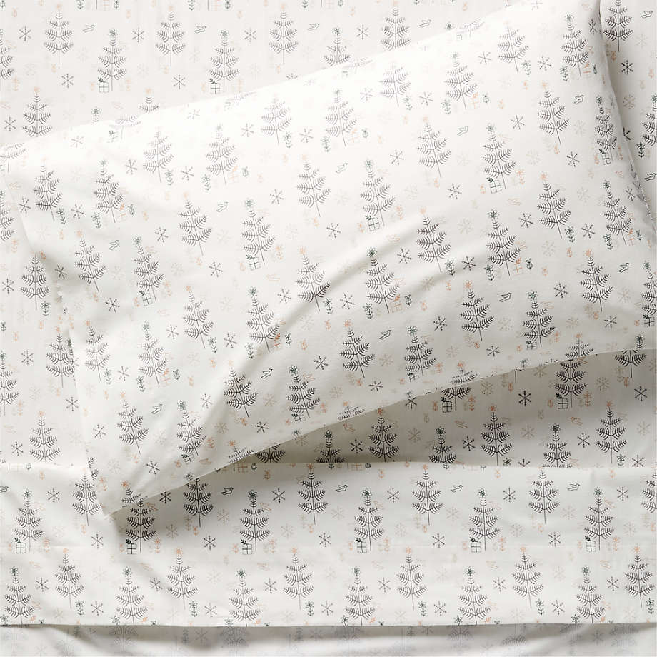 https://cb.scene7.com/is/image/Crate/NordicWinterOrgFlnTWShtSHF23/$web_pdp_main_carousel_med$/230816113046/nordic-winter-organic-cotton-flannel-kids-twin-sheet-set.jpg