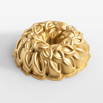 Nordic Ware Laurel Wreath 80th Anniversary Bundt Pan