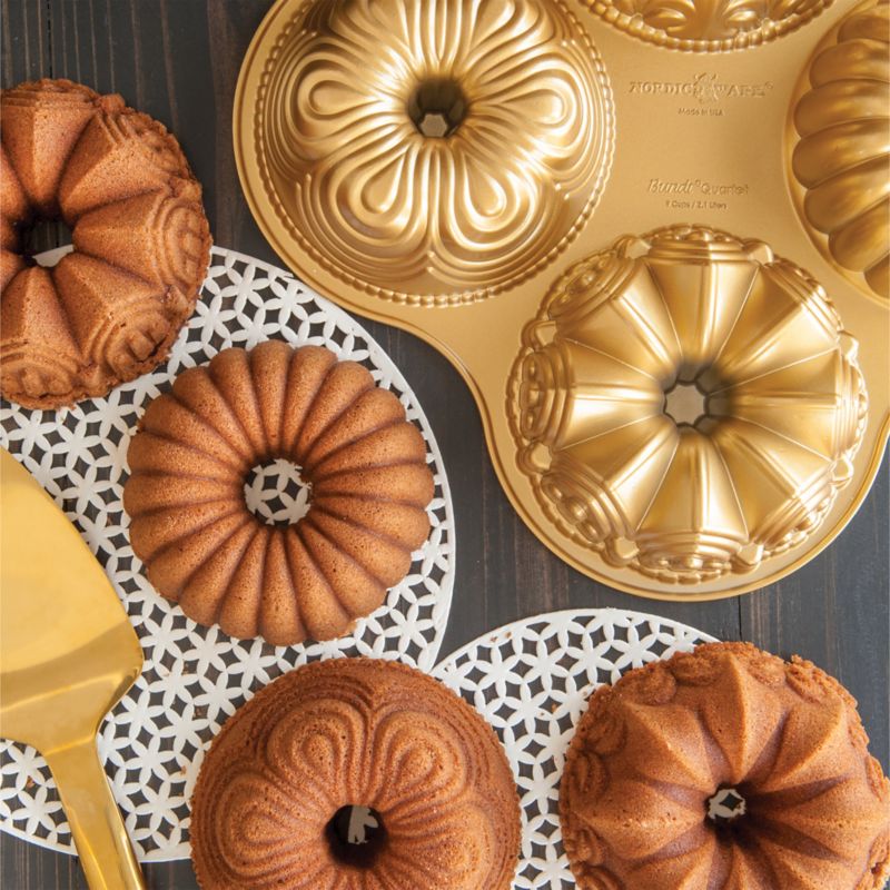 Nordic Ware 4-in-1 Bundt Quartet Pan - image 2 of 5