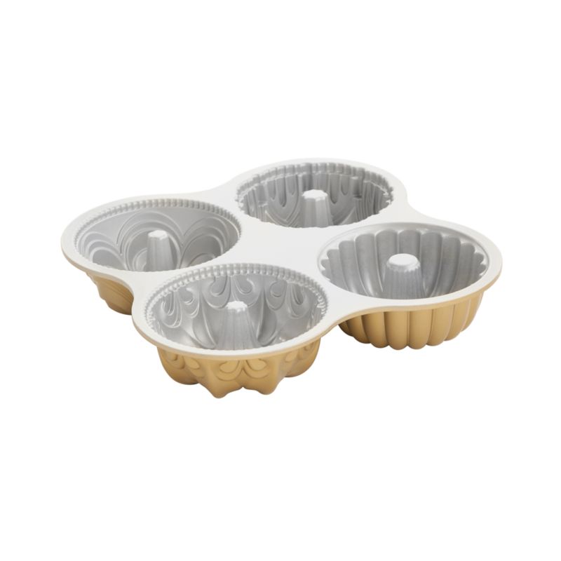 Nordic Ware 4-in-1 Bundt Quartet Pan - image 4 of 5